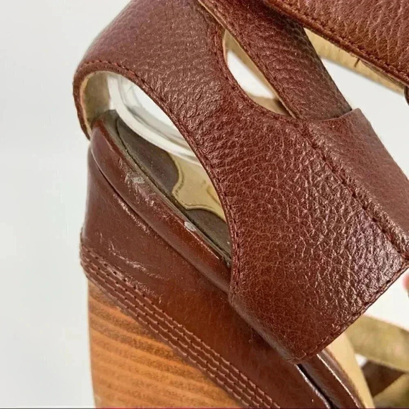 Max Studio heels size 7.5 brown leather sticky strap criss cross funky wedge - Picture 10 of 13